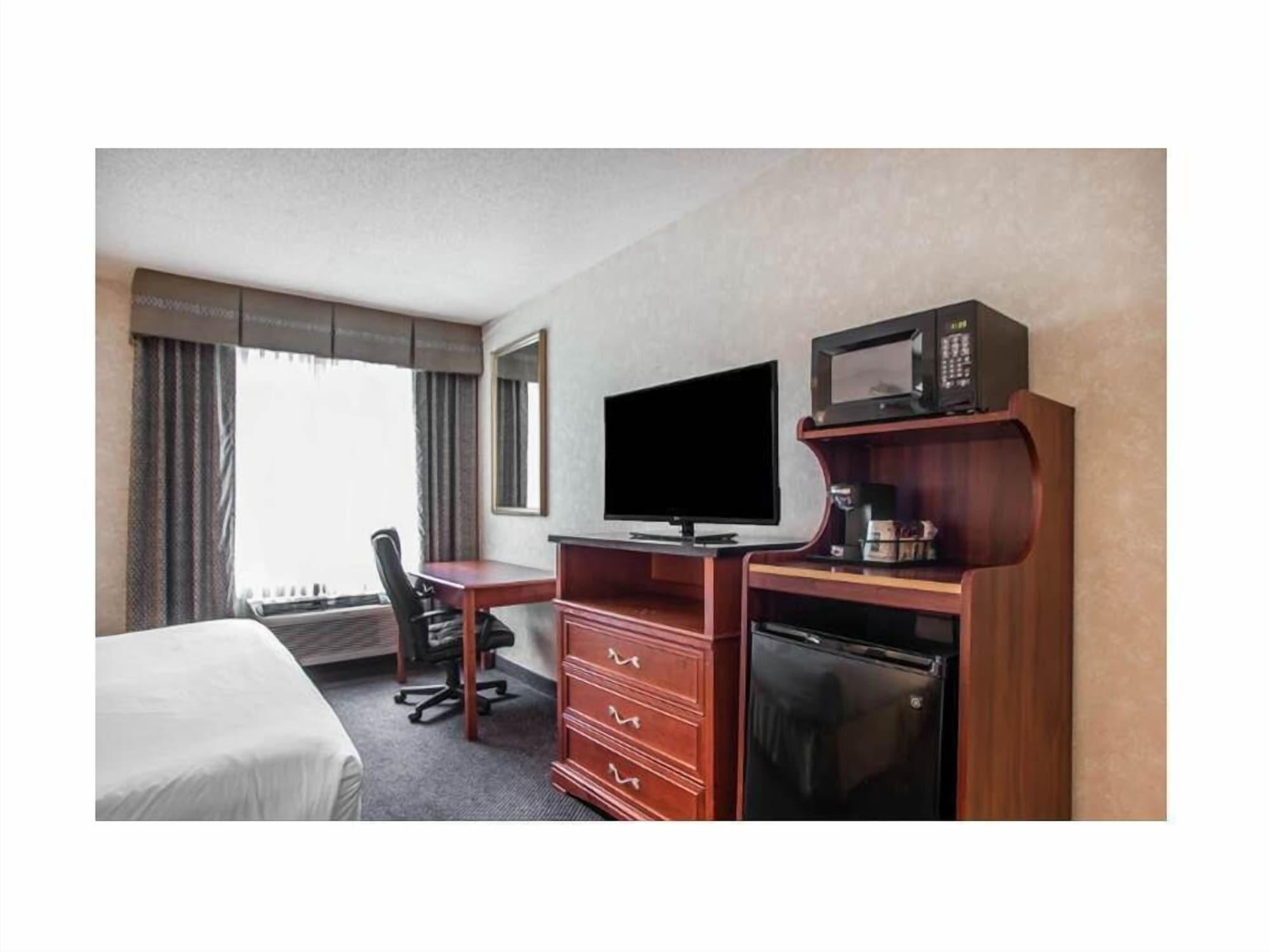 Quality Edison-new Brunswick 3* Edison