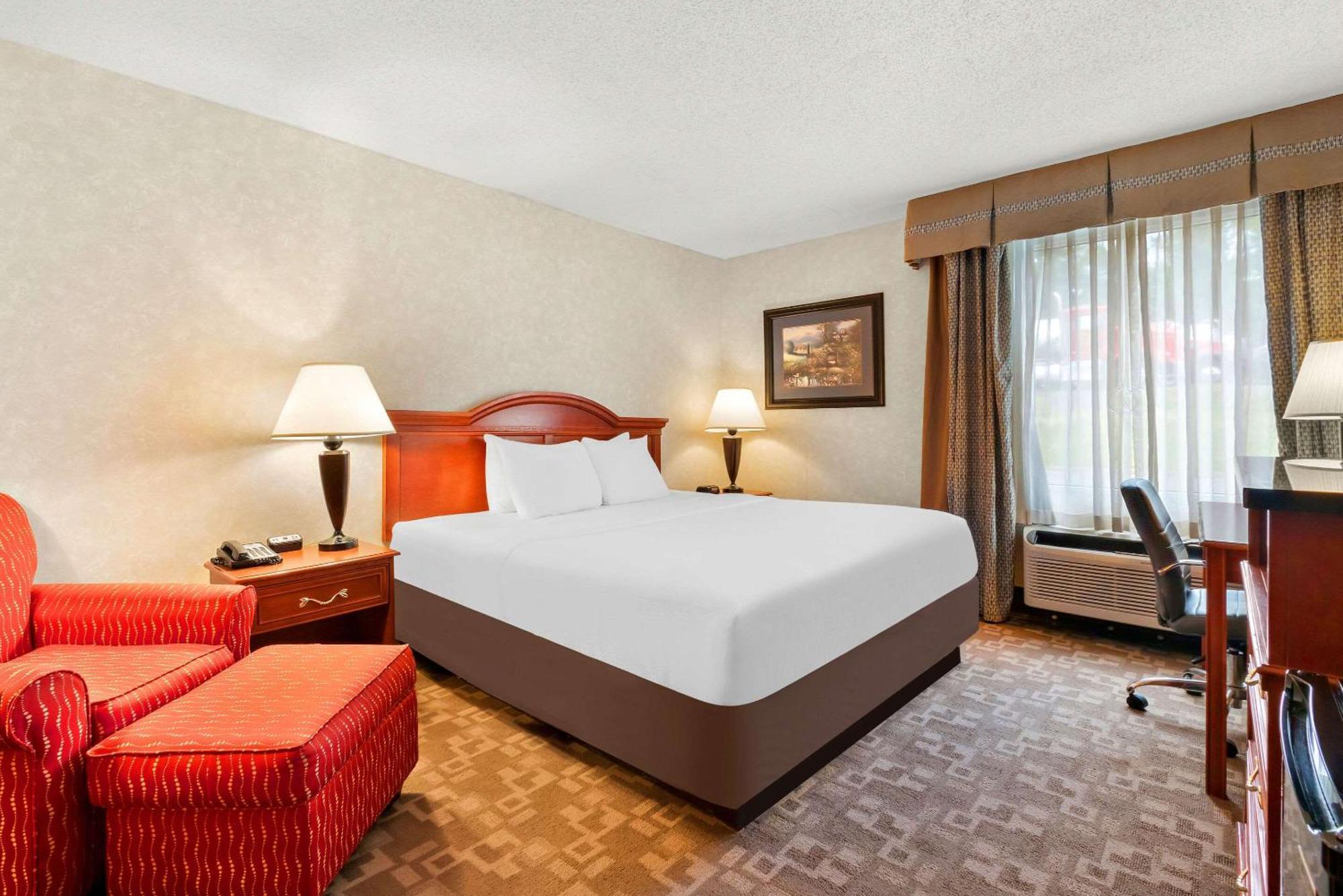 Quality Edison-new Brunswick 3* Edison