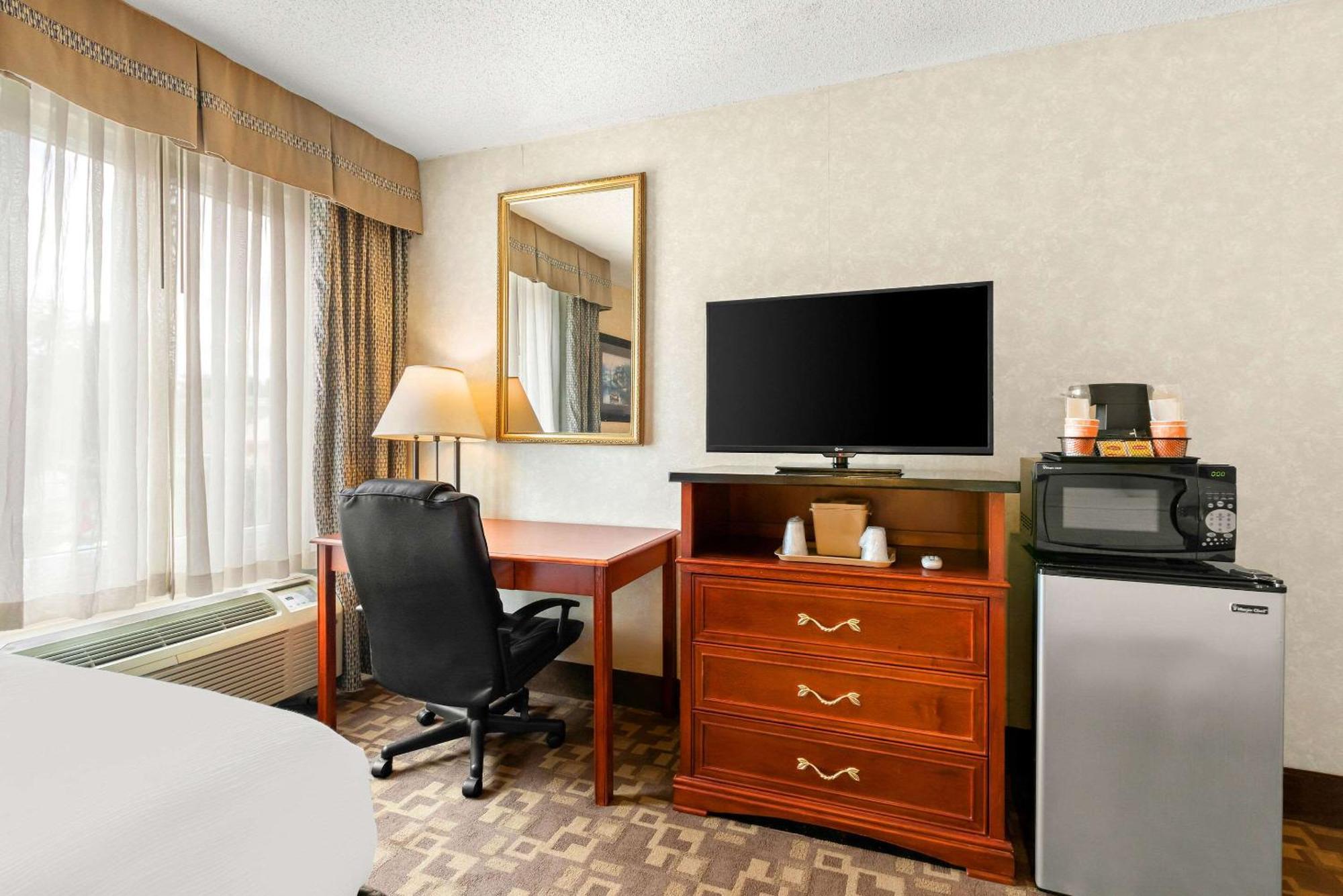 Inn Quality Edison-new Brunswick 3*